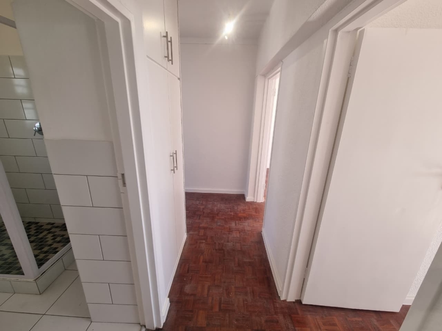 To Let 1 Bedroom Property for Rent in Sea Point Western Cape